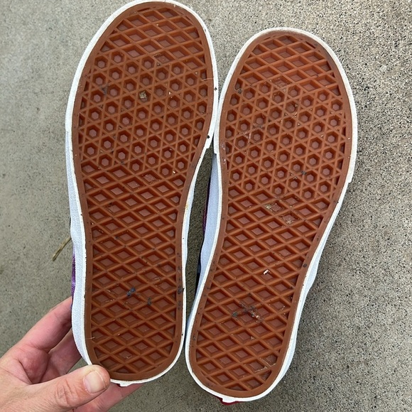 VANS Slip-on Sneakers in Tie-Dye Size 6 - Picture 7 of 10